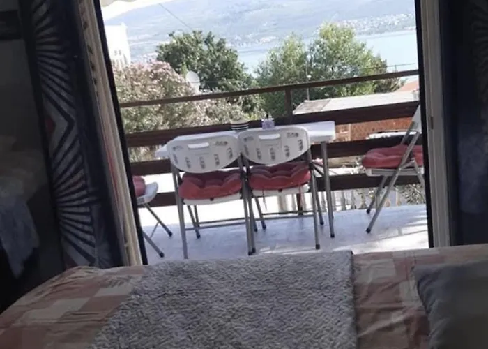 Апартаменты Boris Donji Karin